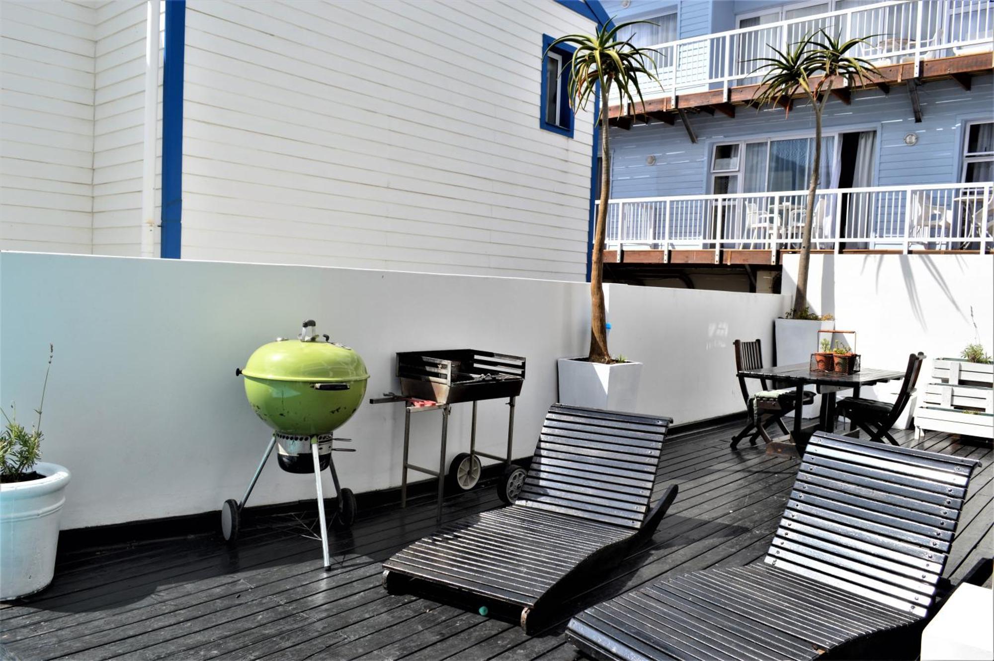 Point Village Guest House موسيلباي المظهر الخارجي الصورة